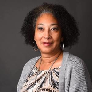 Meet your Posher, Janet